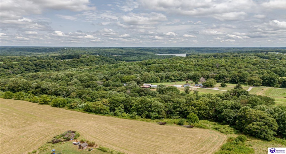 Pembroke Way, Campbellsville, Kentucky 42718, ,For Sale,Pembroke Way,HK24003022