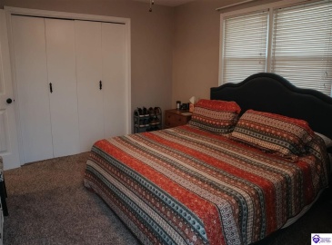 Eugenia Avenue, Hodgenville, Kentucky 42748, ,2 BathroomsBathrooms,For Sale,Eugenia Avenue,HK24003025