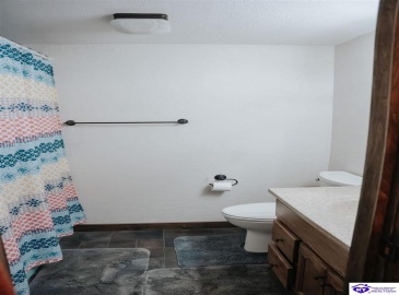 Eugenia Avenue, Hodgenville, Kentucky 42748, ,2 BathroomsBathrooms,For Sale,Eugenia Avenue,HK24003025