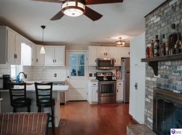 Eugenia Avenue, Hodgenville, Kentucky 42748, ,2 BathroomsBathrooms,For Sale,Eugenia Avenue,HK24003025