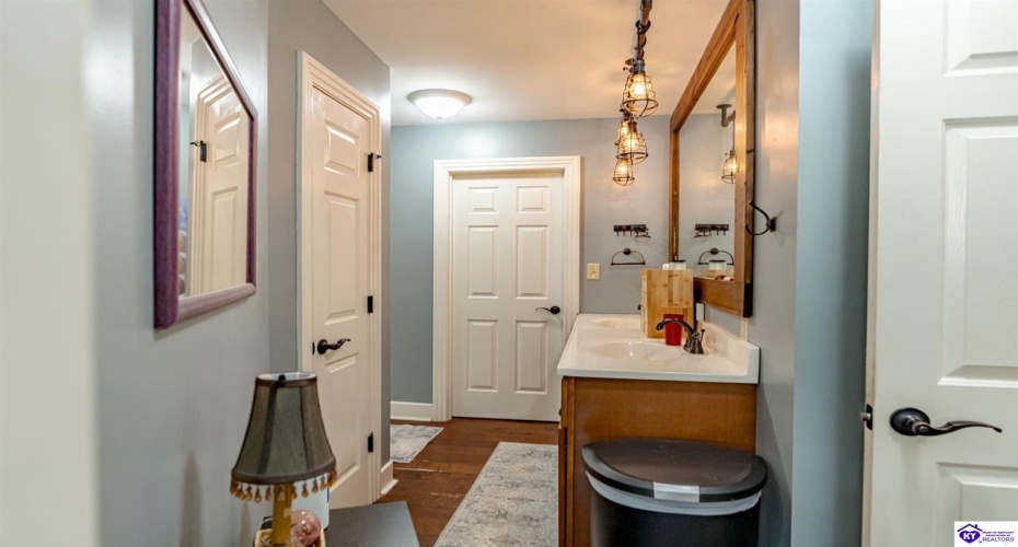 High Grove Road, Bloomfield, Kentucky 40008, ,3 BathroomsBathrooms,For Sale,High Grove Road,HK24003027