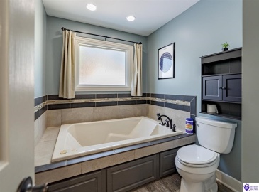 High Grove Road, Bloomfield, Kentucky 40008, ,3 BathroomsBathrooms,For Sale,High Grove Road,HK24003027