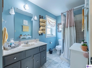 High Grove Road, Bloomfield, Kentucky 40008, ,3 BathroomsBathrooms,For Sale,High Grove Road,HK24003027