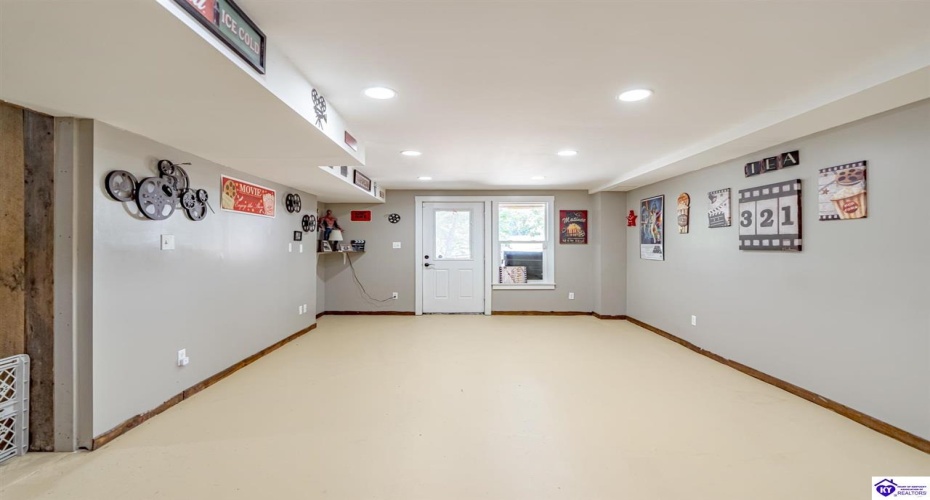 High Grove Road, Bloomfield, Kentucky 40008, ,3 BathroomsBathrooms,For Sale,High Grove Road,HK24003027