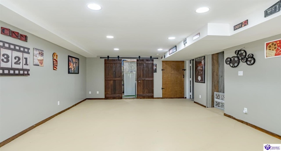 High Grove Road, Bloomfield, Kentucky 40008, ,3 BathroomsBathrooms,For Sale,High Grove Road,HK24003027