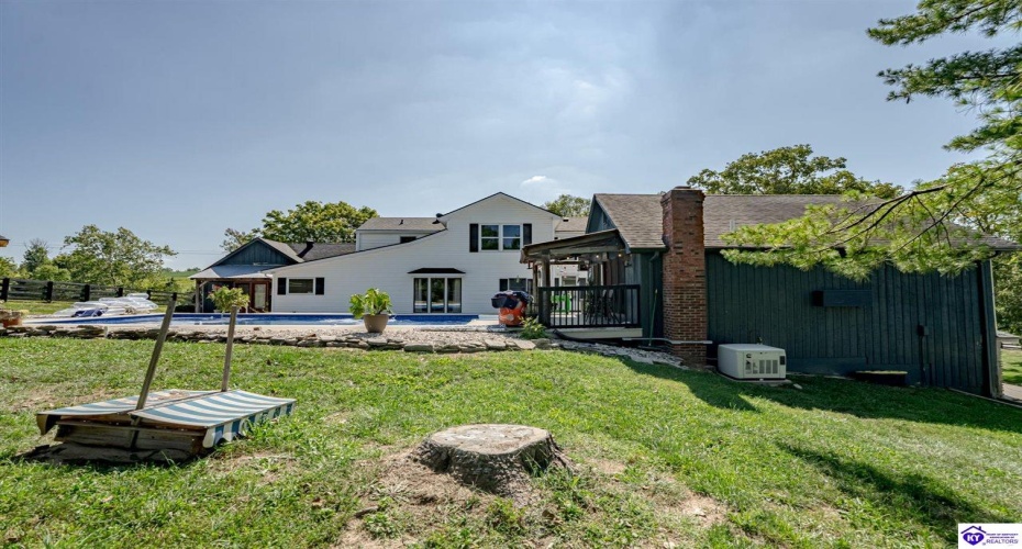 High Grove Road, Bloomfield, Kentucky 40008, ,3 BathroomsBathrooms,For Sale,High Grove Road,HK24003027