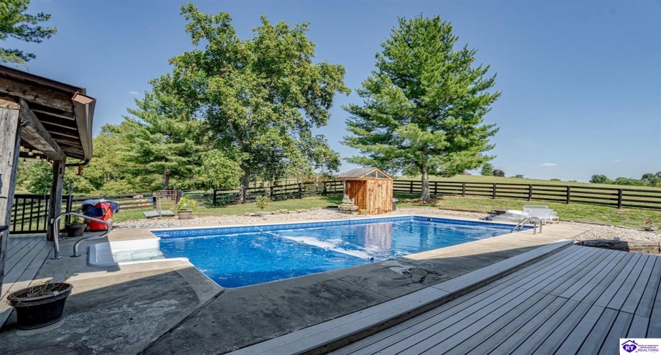 High Grove Road, Bloomfield, Kentucky 40008, ,3 BathroomsBathrooms,For Sale,High Grove Road,HK24003027