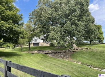 High Grove Road, Bloomfield, Kentucky 40008, ,3 BathroomsBathrooms,For Sale,High Grove Road,HK24003027