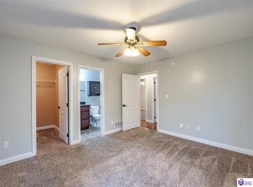 Teaberry Court, Brandenburg, Kentucky 40108, ,3 BathroomsBathrooms,For Sale,Teaberry Court,HK24003039