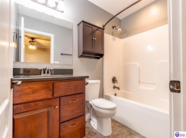 Teaberry Court, Brandenburg, Kentucky 40108, ,3 BathroomsBathrooms,For Sale,Teaberry Court,HK24003039