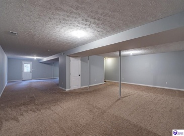 Teaberry Court, Brandenburg, Kentucky 40108, ,3 BathroomsBathrooms,For Sale,Teaberry Court,HK24003039