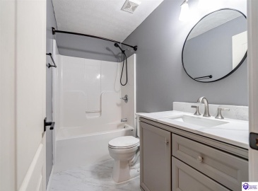 Teaberry Court, Brandenburg, Kentucky 40108, ,3 BathroomsBathrooms,For Sale,Teaberry Court,HK24003039