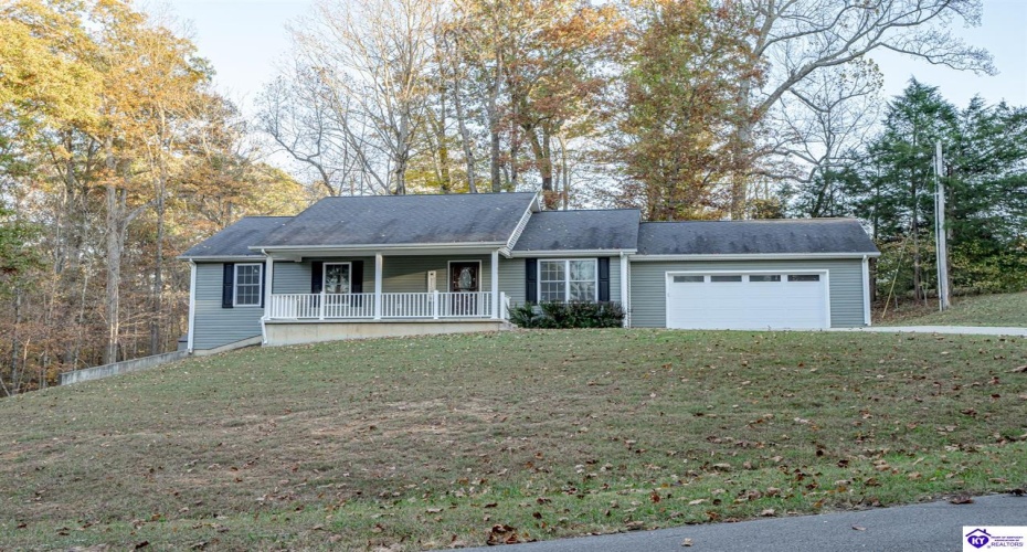 Teaberry Court, Brandenburg, Kentucky 40108, ,3 BathroomsBathrooms,For Sale,Teaberry Court,HK24003039