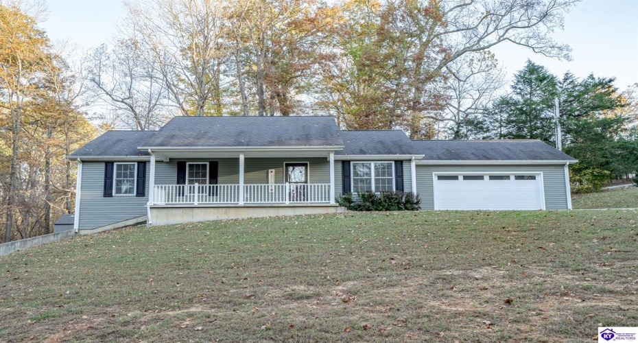 Teaberry Court, Brandenburg, Kentucky 40108, ,3 BathroomsBathrooms,For Sale,Teaberry Court,HK24003039