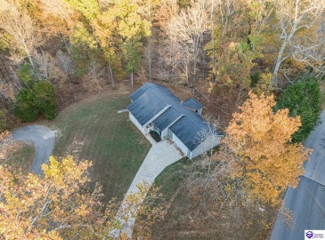 Teaberry Court, Brandenburg, Kentucky 40108, ,3 BathroomsBathrooms,For Sale,Teaberry Court,HK24003039