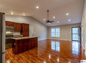 Teaberry Court, Brandenburg, Kentucky 40108, ,3 BathroomsBathrooms,For Sale,Teaberry Court,HK24003039