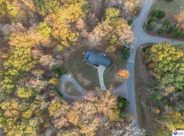 Teaberry Court, Brandenburg, Kentucky 40108, ,3 BathroomsBathrooms,For Sale,Teaberry Court,HK24003039