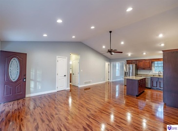 Teaberry Court, Brandenburg, Kentucky 40108, ,3 BathroomsBathrooms,For Sale,Teaberry Court,HK24003039