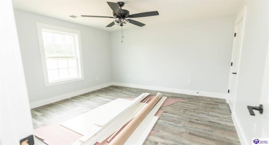 Sugar Branch Road, Big Clifty, Kentucky 42712, ,2 BathroomsBathrooms,For Sale,Sugar Branch Road,HK24003041