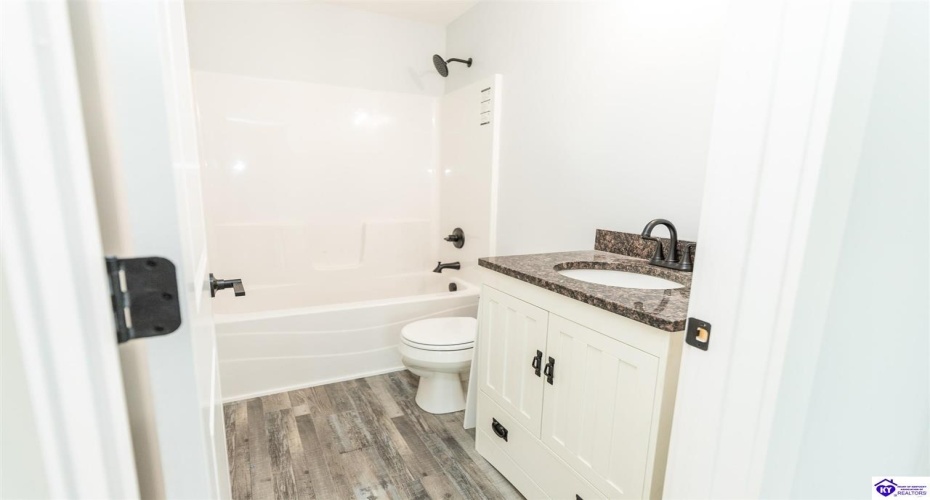 Sugar Branch Road, Big Clifty, Kentucky 42712, ,2 BathroomsBathrooms,For Sale,Sugar Branch Road,HK24003041