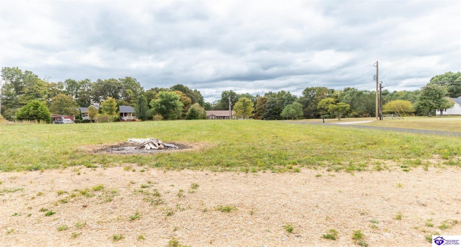 Sugar Branch Road, Big Clifty, Kentucky 42712, ,2 BathroomsBathrooms,For Sale,Sugar Branch Road,HK24003041