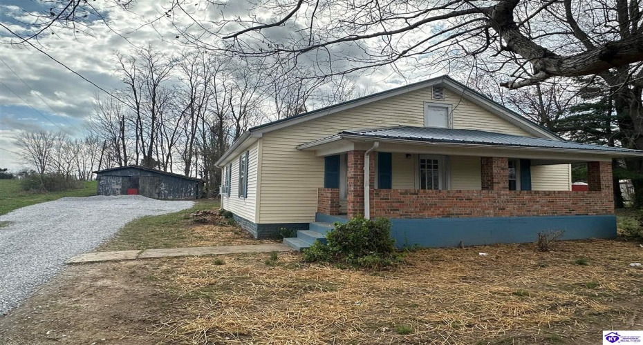 Greensburg Road, Buffalo, Kentucky 42716, ,1 BathroomBathrooms,For Sale,Greensburg Road,HK24001344