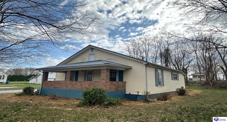 Greensburg Road, Buffalo, Kentucky 42716, ,1 BathroomBathrooms,For Sale,Greensburg Road,HK24001344