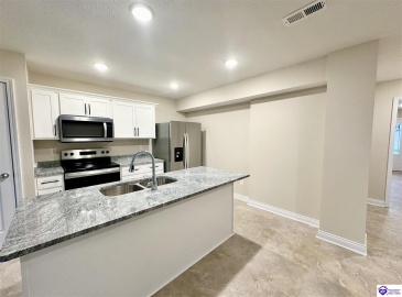 Dixon Circle, Vine Grove, Kentucky 40175, ,3 BathroomsBathrooms,For Sale,Dixon Circle,HK24003071