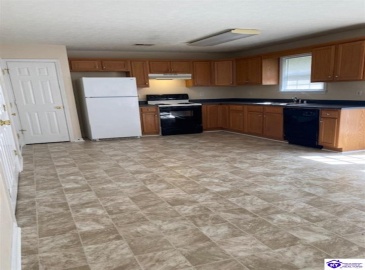 Red Hawk Drive, Vine Grove, Kentucky 40175, ,2 BathroomsBathrooms,For Sale,Red Hawk Drive,HK24003073 Red Hawk Drive, Vine Grove, Kentucky 40175, ,2 BathroomsBathrooms,For Sale,Red Hawk Drive,HK24003073