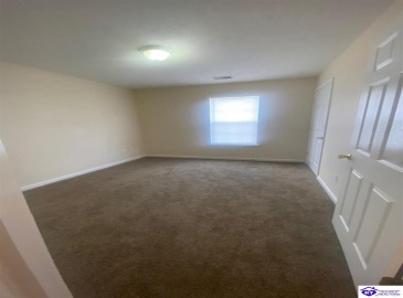 Red Hawk Drive, Vine Grove, Kentucky 40175, ,2 BathroomsBathrooms,For Sale,Red Hawk Drive,HK24003073 Red Hawk Drive, Vine Grove, Kentucky 40175, ,2 BathroomsBathrooms,For Sale,Red Hawk Drive,HK24003073