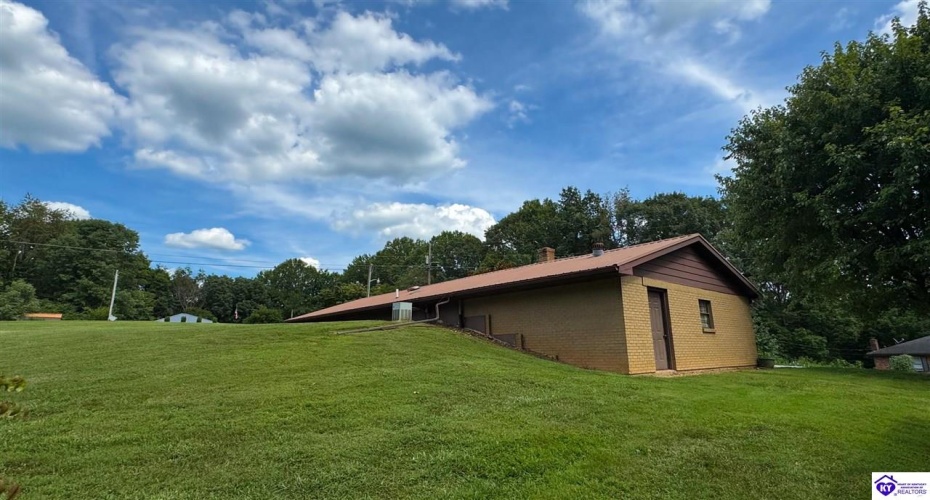 Wildwood Way, Campbellsville, Kentucky 42718, ,2 BathroomsBathrooms,For Sale,Wildwood Way,HK24003076 Wildwood Way, Campbellsville, Kentucky 42718, ,2 BathroomsBathrooms,For Sale,Wildwood Way,HK24003076