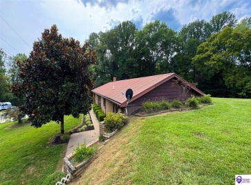 Wildwood Way, Campbellsville, Kentucky 42718, ,2 BathroomsBathrooms,For Sale,Wildwood Way,HK24003076 Wildwood Way, Campbellsville, Kentucky 42718, ,2 BathroomsBathrooms,For Sale,Wildwood Way,HK24003076