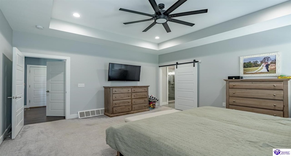 Pleasant Colony Drive, Elizabethtown, Kentucky 42701, ,3 BathroomsBathrooms,For Sale,Pleasant Colony Drive,HK24003097 Pleasant Colony Drive, Elizabethtown, Kentucky 42701, ,3 BathroomsBathrooms,For Sale,Pleasant Colony Drive,HK24003097