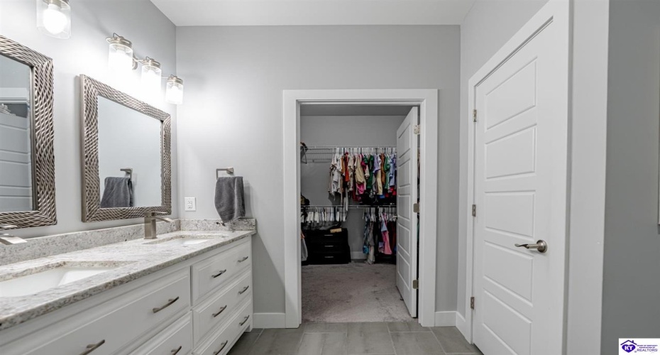 Pleasant Colony Drive, Elizabethtown, Kentucky 42701, ,3 BathroomsBathrooms,For Sale,Pleasant Colony Drive,HK24003097 Pleasant Colony Drive, Elizabethtown, Kentucky 42701, ,3 BathroomsBathrooms,For Sale,Pleasant Colony Drive,HK24003097