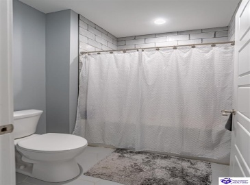 Pleasant Colony Drive, Elizabethtown, Kentucky 42701, ,3 BathroomsBathrooms,For Sale,Pleasant Colony Drive,HK24003097 Pleasant Colony Drive, Elizabethtown, Kentucky 42701, ,3 BathroomsBathrooms,For Sale,Pleasant Colony Drive,HK24003097