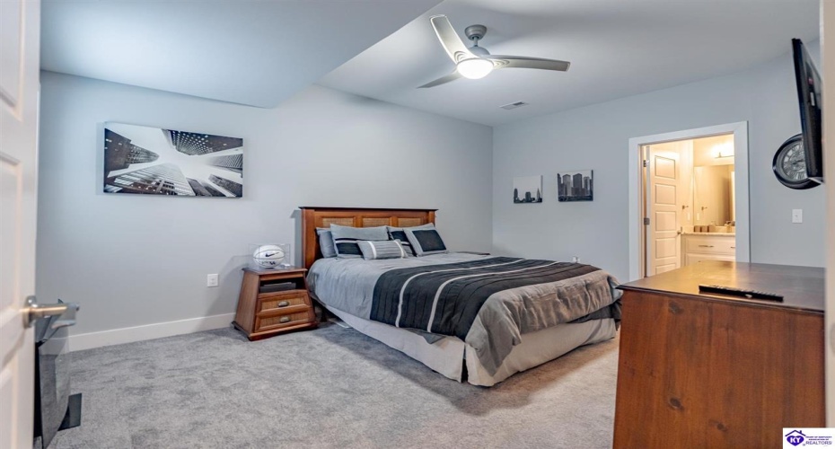 Pleasant Colony Drive, Elizabethtown, Kentucky 42701, ,3 BathroomsBathrooms,For Sale,Pleasant Colony Drive,HK24003097 Pleasant Colony Drive, Elizabethtown, Kentucky 42701, ,3 BathroomsBathrooms,For Sale,Pleasant Colony Drive,HK24003097