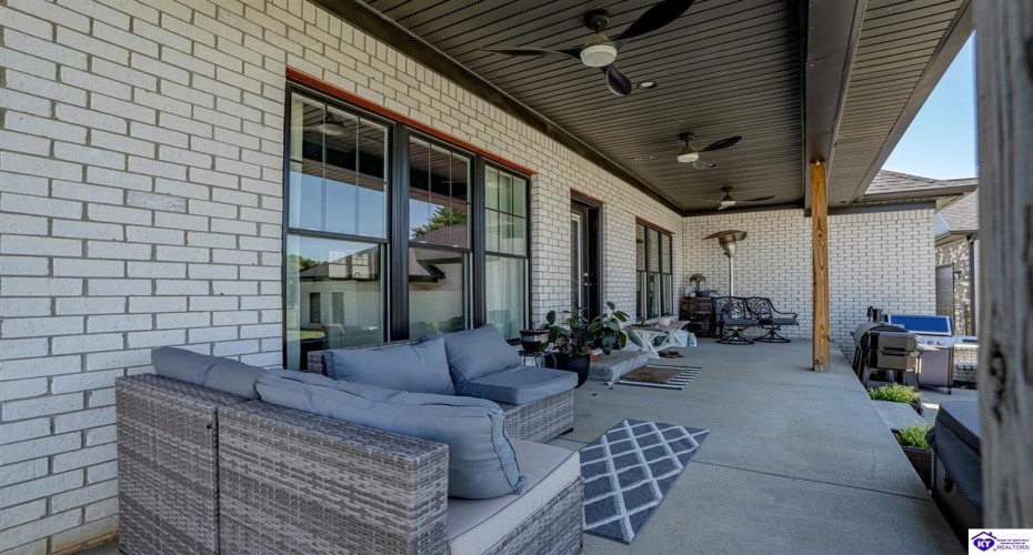 Pleasant Colony Drive, Elizabethtown, Kentucky 42701, ,3 BathroomsBathrooms,For Sale,Pleasant Colony Drive,HK24003097 Pleasant Colony Drive, Elizabethtown, Kentucky 42701, ,3 BathroomsBathrooms,For Sale,Pleasant Colony Drive,HK24003097