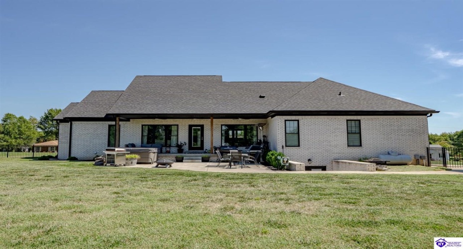 Pleasant Colony Drive, Elizabethtown, Kentucky 42701, ,3 BathroomsBathrooms,For Sale,Pleasant Colony Drive,HK24003097 Pleasant Colony Drive, Elizabethtown, Kentucky 42701, ,3 BathroomsBathrooms,For Sale,Pleasant Colony Drive,HK24003097