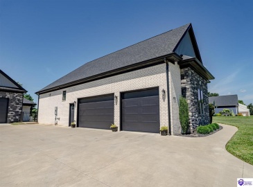 Pleasant Colony Drive, Elizabethtown, Kentucky 42701, ,3 BathroomsBathrooms,For Sale,Pleasant Colony Drive,HK24003097 Pleasant Colony Drive, Elizabethtown, Kentucky 42701, ,3 BathroomsBathrooms,For Sale,Pleasant Colony Drive,HK24003097