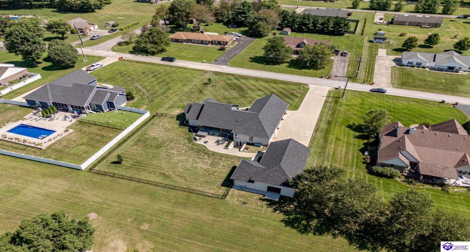 Pleasant Colony Drive, Elizabethtown, Kentucky 42701, ,3 BathroomsBathrooms,For Sale,Pleasant Colony Drive,HK24003097 Pleasant Colony Drive, Elizabethtown, Kentucky 42701, ,3 BathroomsBathrooms,For Sale,Pleasant Colony Drive,HK24003097