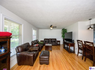 Logsdon Parkway, Radcliff, Kentucky 42701, ,4 BathroomsBathrooms,For Sale,Logsdon Parkway,HK24003115 Logsdon Parkway, Radcliff, Kentucky 42701, ,4 BathroomsBathrooms,For Sale,Logsdon Parkway,HK24003115