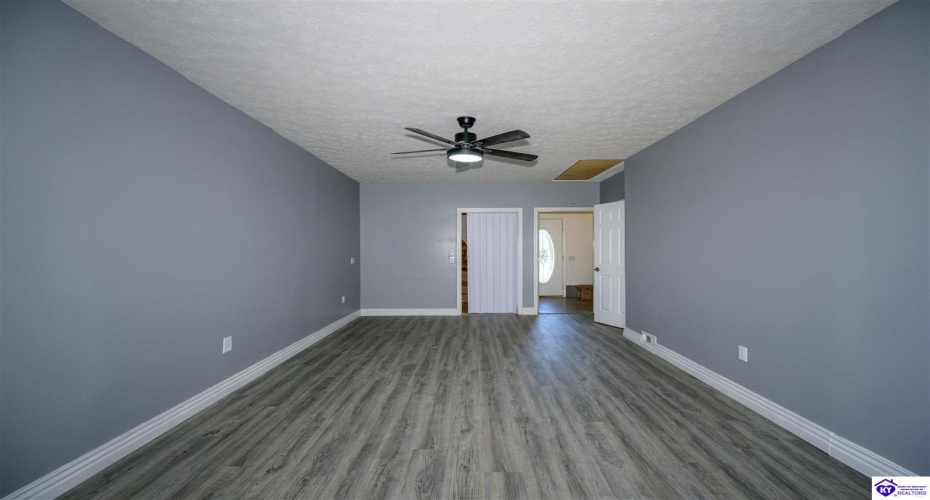 Logsdon Parkway, Radcliff, Kentucky 42701, ,4 BathroomsBathrooms,For Sale,Logsdon Parkway,HK24003115 Logsdon Parkway, Radcliff, Kentucky 42701, ,4 BathroomsBathrooms,For Sale,Logsdon Parkway,HK24003115