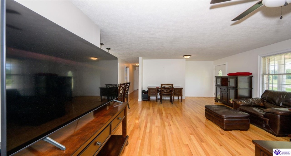 Logsdon Parkway, Radcliff, Kentucky 42701, ,4 BathroomsBathrooms,For Sale,Logsdon Parkway,HK24003115 Logsdon Parkway, Radcliff, Kentucky 42701, ,4 BathroomsBathrooms,For Sale,Logsdon Parkway,HK24003115