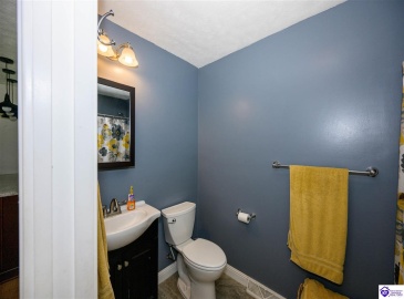 Logsdon Parkway, Radcliff, Kentucky 42701, ,4 BathroomsBathrooms,For Sale,Logsdon Parkway,HK24003115 Logsdon Parkway, Radcliff, Kentucky 42701, ,4 BathroomsBathrooms,For Sale,Logsdon Parkway,HK24003115