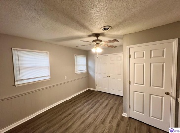 Joy K Lynn, Cecilia, Kentucky 42724, ,2 BathroomsBathrooms,For Sale,Joy K Lynn,HK24003117 Joy K Lynn, Cecilia, Kentucky 42724, ,2 BathroomsBathrooms,For Sale,Joy K Lynn,HK24003117