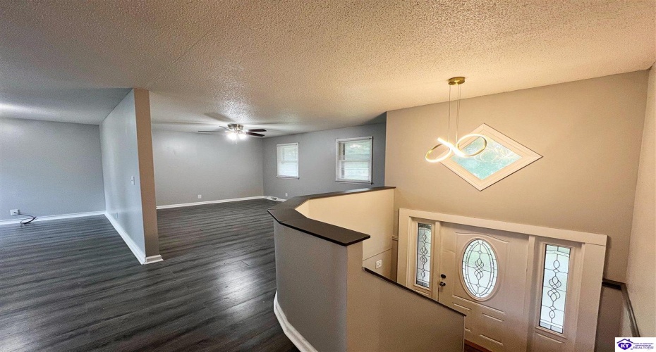 Joy K Lynn, Cecilia, Kentucky 42724, ,2 BathroomsBathrooms,For Sale,Joy K Lynn,HK24003117