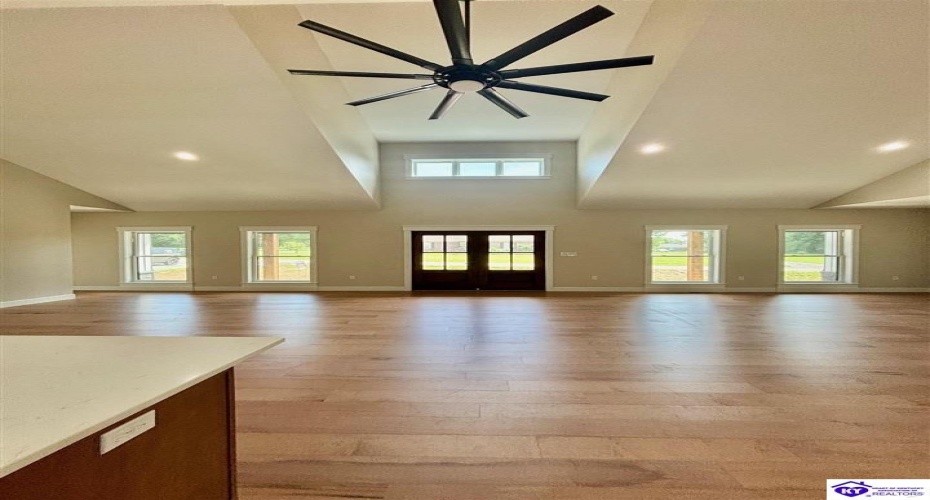 Deer Park, Campbellsville, Kentucky 42718, ,3 BathroomsBathrooms,For Sale,Deer Park,HK23004127