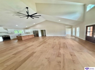 Deer Park, Campbellsville, Kentucky 42718, ,3 BathroomsBathrooms,For Sale,Deer Park,HK23004127