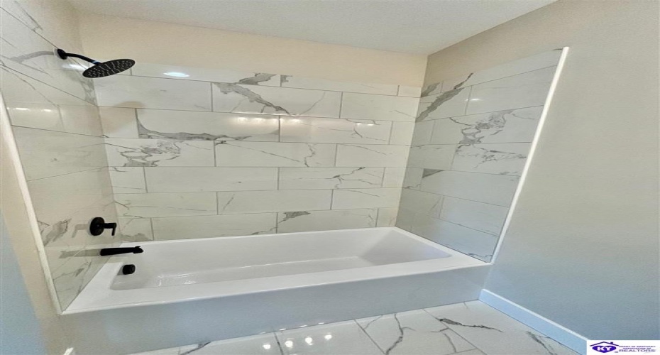 Deer Park, Campbellsville, Kentucky 42718, ,3 BathroomsBathrooms,For Sale,Deer Park,HK23004127