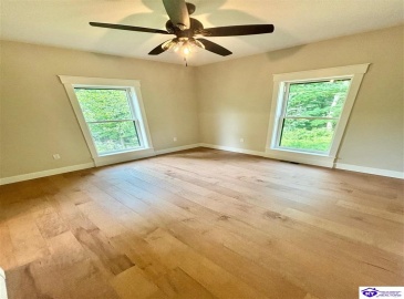 Deer Park, Campbellsville, Kentucky 42718, ,3 BathroomsBathrooms,For Sale,Deer Park,HK23004127